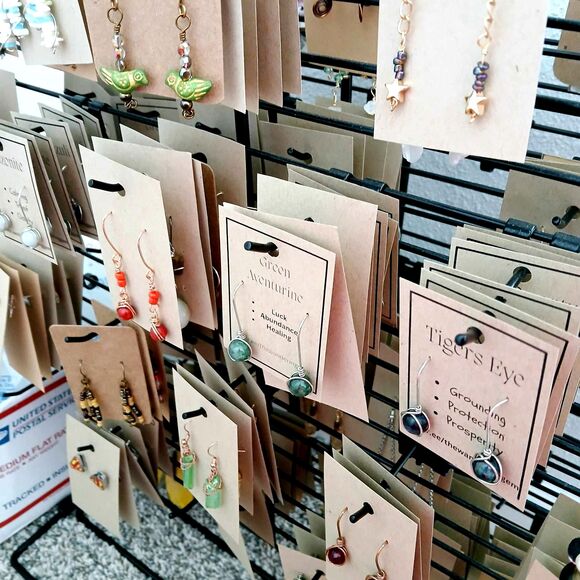 5 piece earring mystery box - artisan handmade boho chic gemstone statem… - Picture 2 of 2